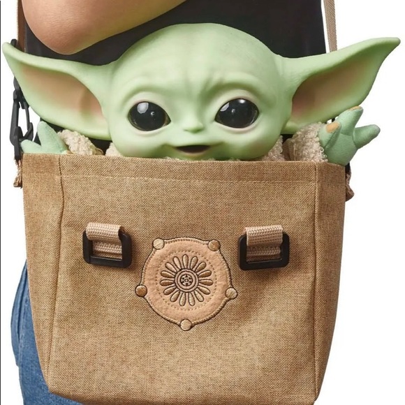 NEW - The Mandalorian The Child Premium Plush Bundle - Picture 4 of 5